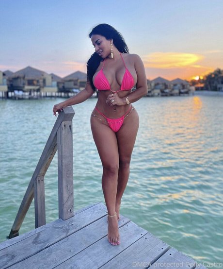 dollycastro 無料女優 写真