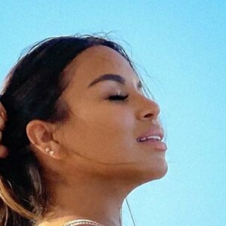 dollycastro 無料モデル 写真