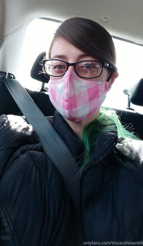 visceralvixen69 アダルトモデル 写真