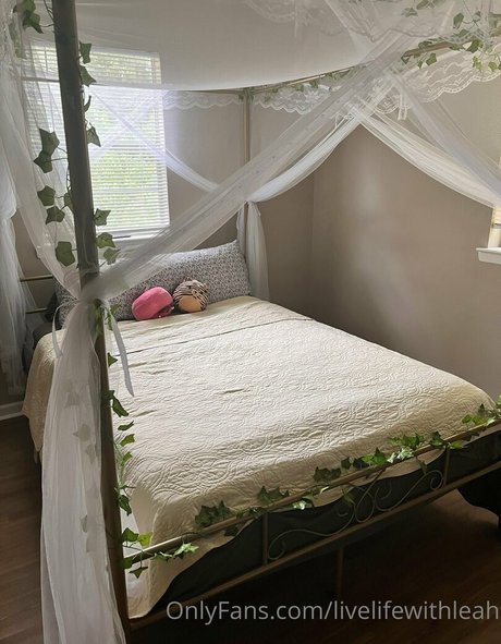 leahsade かわいいポルノスター 画像