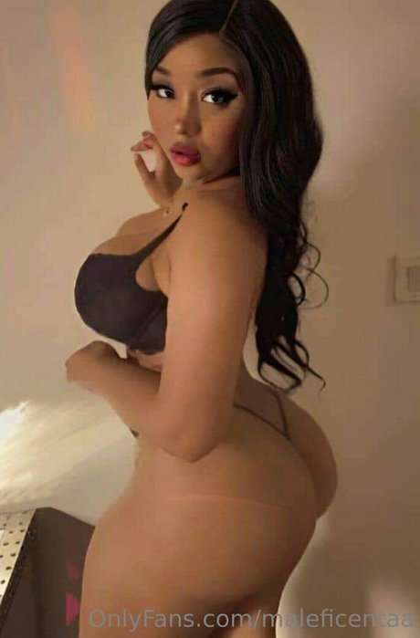 maleficentaa 女優 画像