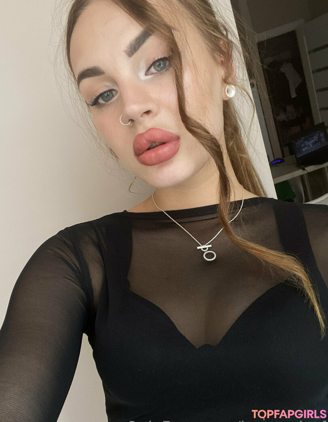 ジムレギンス オンリーファンズ ホット裸 ギャラリー