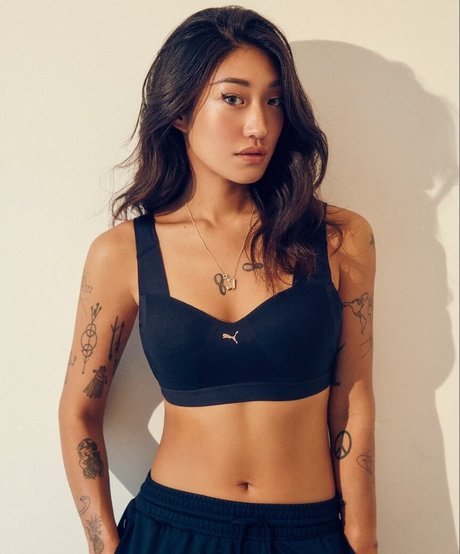 Peggy Gou 美しいモデル 写真