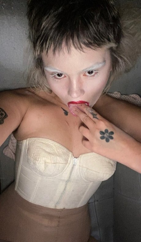 BBW 教師 オンリーファンズ xxx 写真