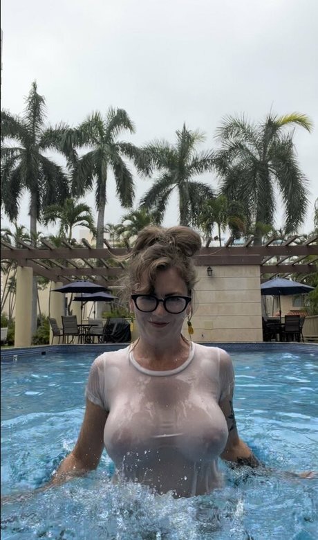 Amy Damon アートスター 写真