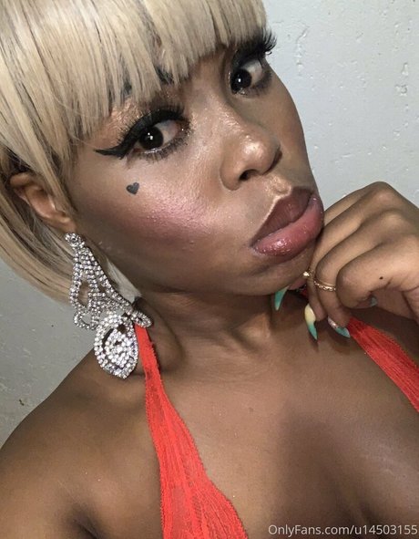 k shawdyy トップモデル 写真