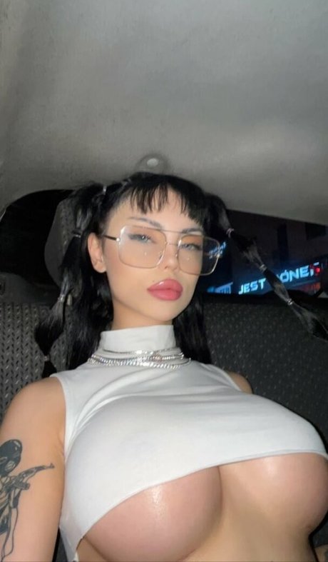 yeahmur 可愛いモデル 写真