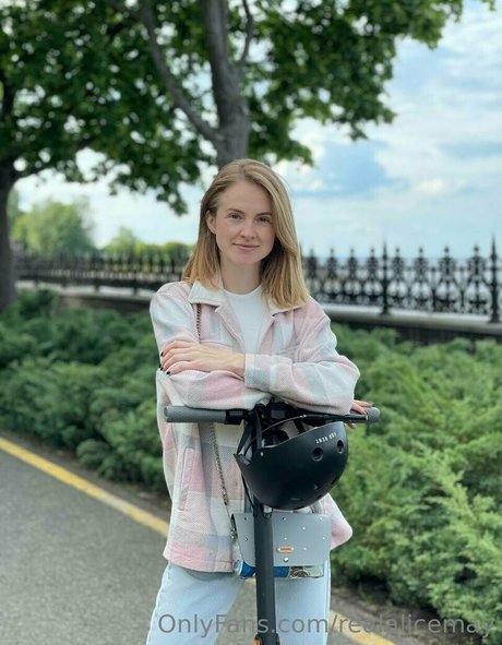 レズビアンフィスティングオンリーファンズ 美しい裸 写真