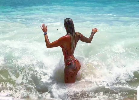 Thaisa Daher 素敵なポルノスター 写真