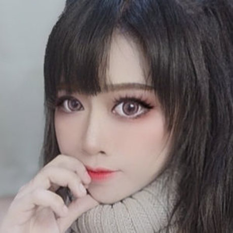 アラブの熟女オンリーファンズ エロチック 画像