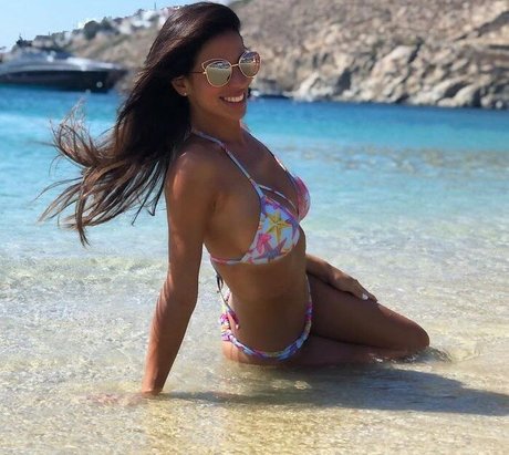 Estefy Lopez トップモデル 画像
