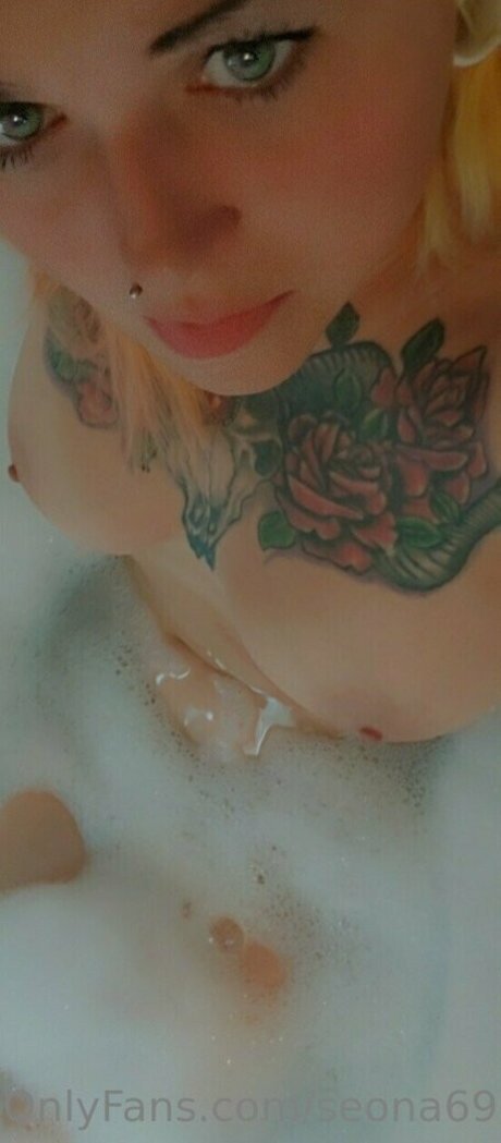 クーガー熟女オンリーファンズ アートxxx 写真