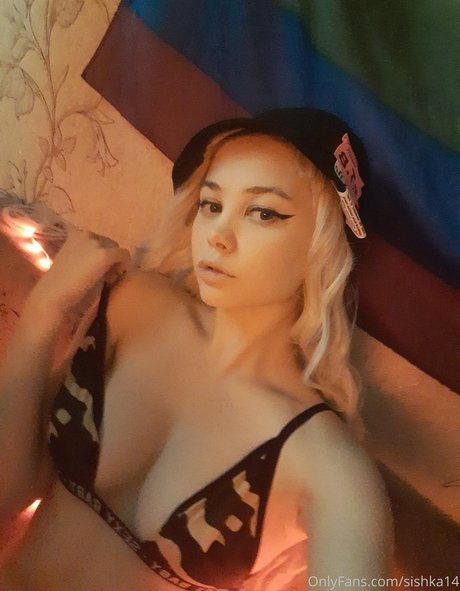 Alexandra Bessonova セックスポルノスター 写真