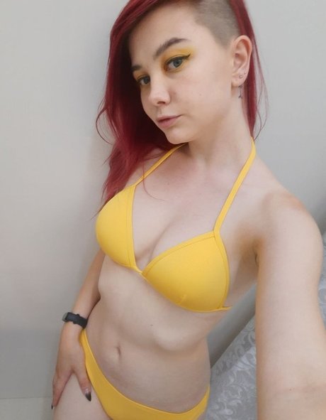 Alexandra Bessonova ヌードスター 写真
