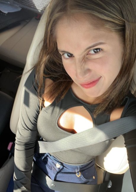 ohstrawburry 裸のモデル 画像