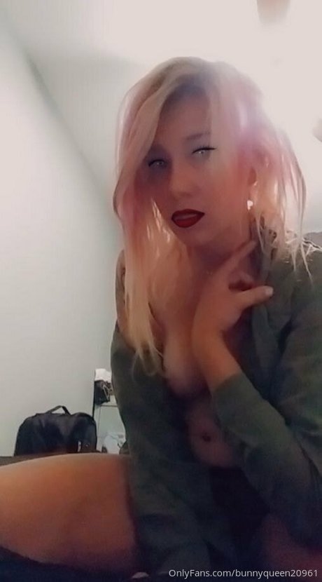 bunnyqueen20961 ポルノスター 裸 ギャラリー