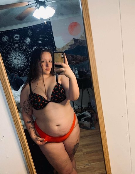 巨乳ゴスオンリーファンズ ホット裸 アーカイブ