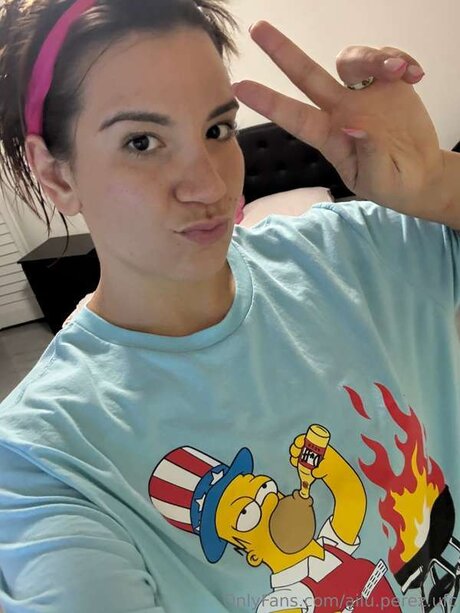 ailu perez ufc ヌードモデル 画像