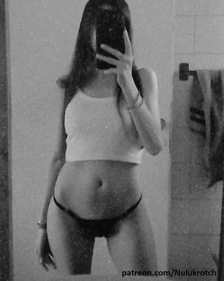 Nulukrotch ホットなスター 写真