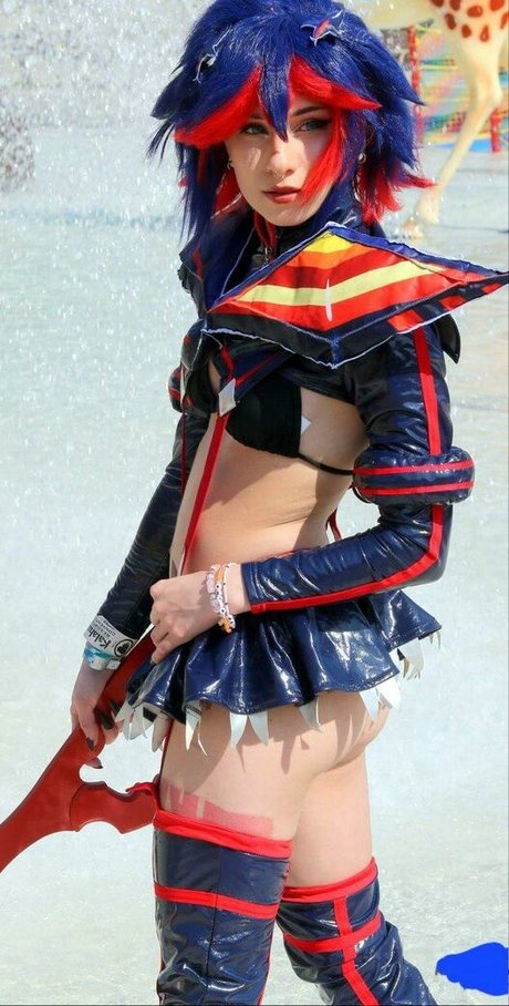izzy 1014 cosplay top profile image