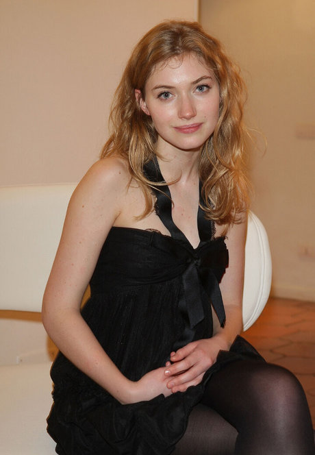 Imogen Poots ホットスター 写真