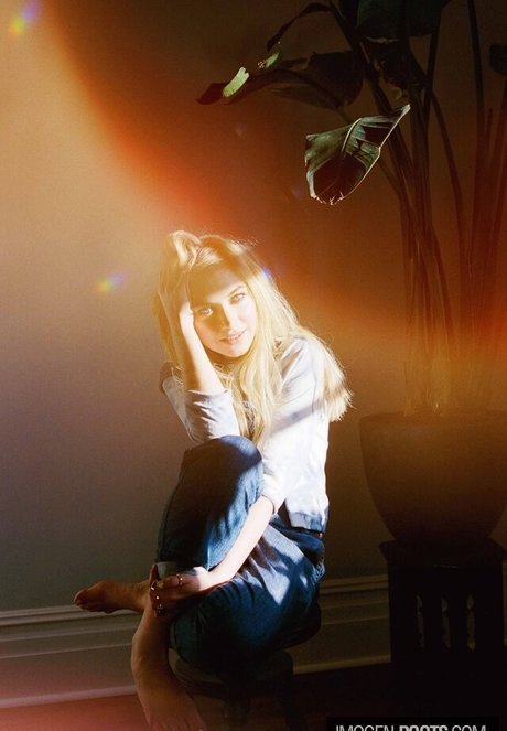 Imogen Poots ホットスター 写真
