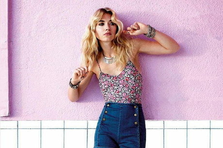 Imogen Poots スター ヌード ギャラリー