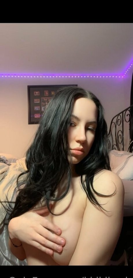 kkikikash 女優 画像