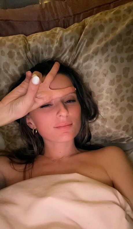 MVR9 セックスモデル 画像
