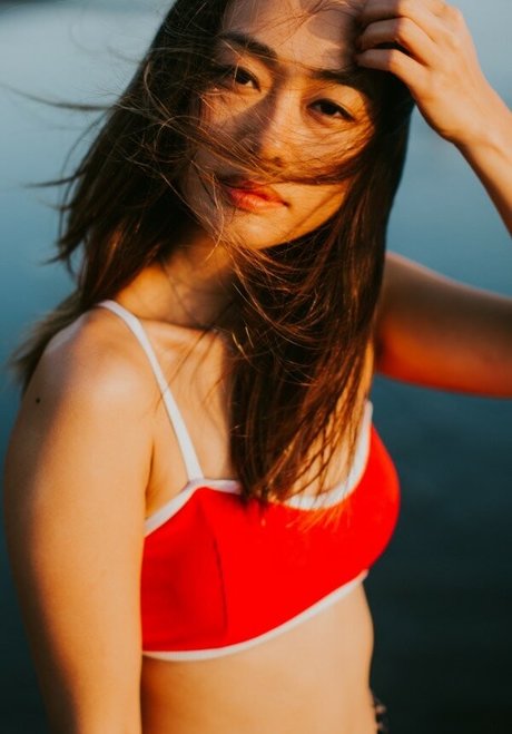 Emi Wong 最高のモデル 画像