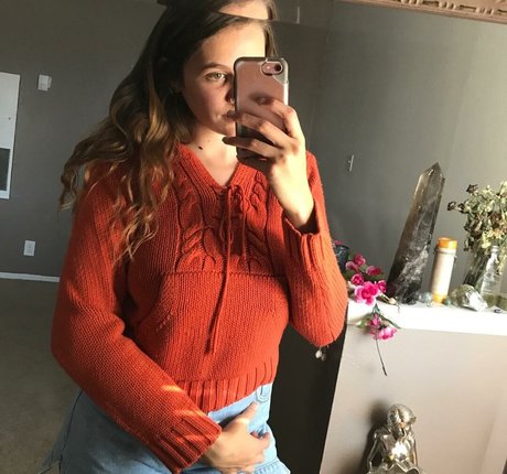 Autumn Brianne エロティックなモデル 画像
