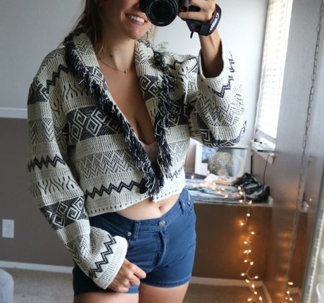 Autumn Brianne ヌードスター 画像