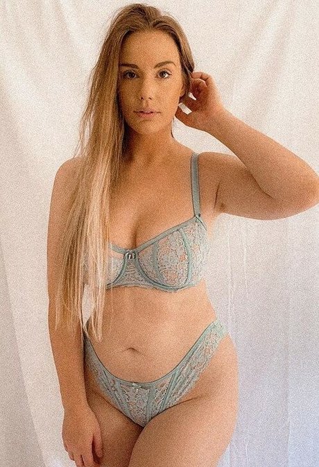 Amelia Jaane 最高のモデル 写真