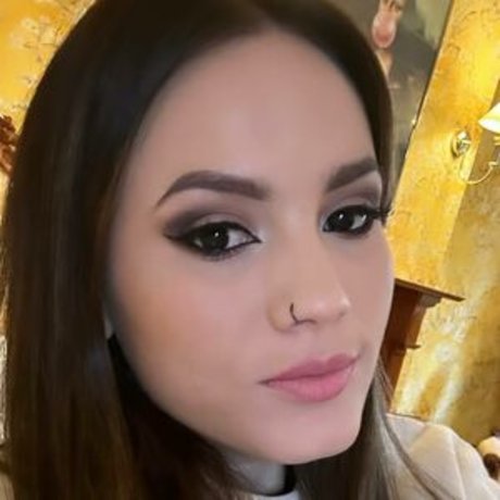 Lucy Mendez 裸モデル ギャラリー