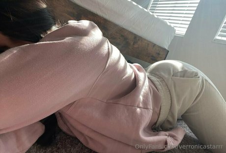 ストリッパーオンリーファンズ アダルト 画像