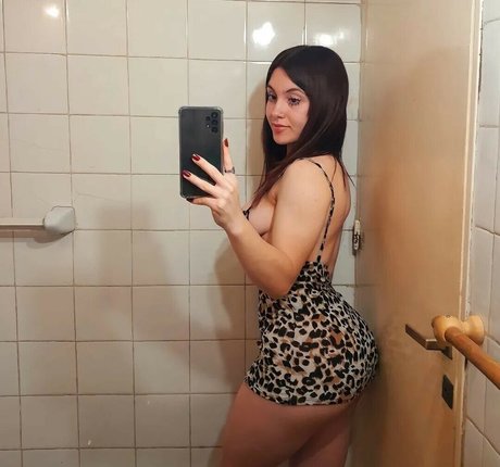 Melina Guida HDモデル 写真