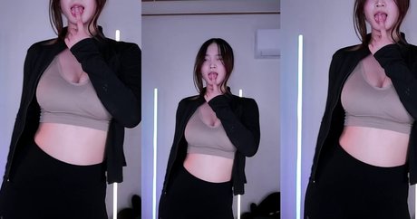 Serimm11 xxx女優 ギャラリー