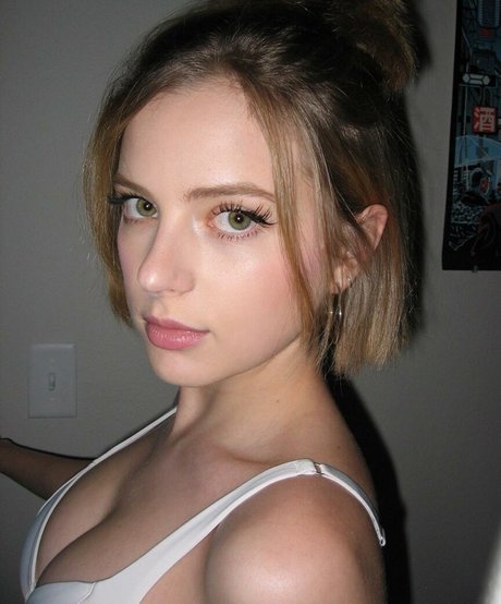 emmanuelleweddell top profile image