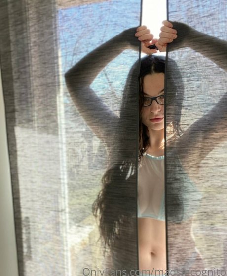 Madsincognito セクシーなポルノスター 写真