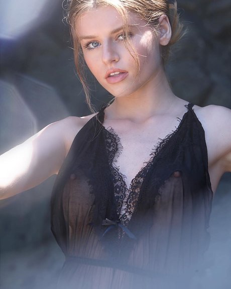 Summer Michelle 美しいモデル 写真