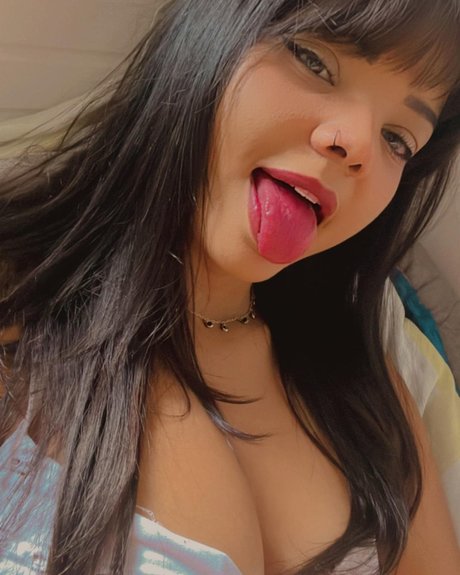 Mia Silva アダルトモデル 画像