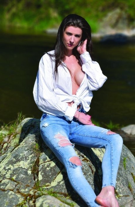 elodypix ポルノスター 画像