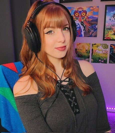 バニーヌードオンリーファンズ アダルト 写真