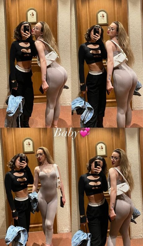 オナニー 潮吹き オンリーファンズ 素敵 写真