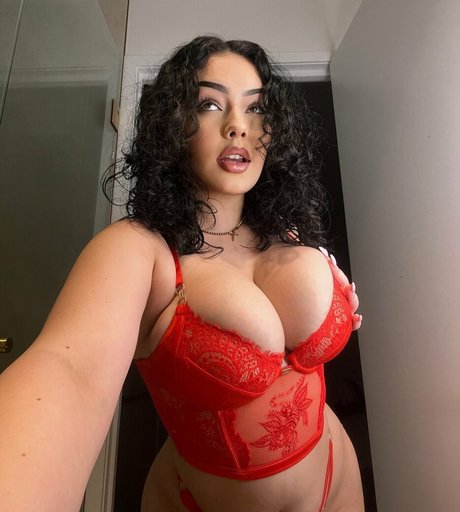 ナチュラルガールズオンリーファン セクシーヌード 写真