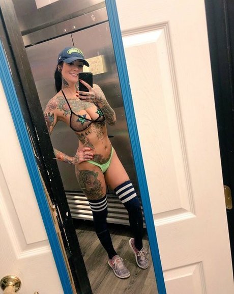 Alyssa Xursmistress セクシー女優 画像