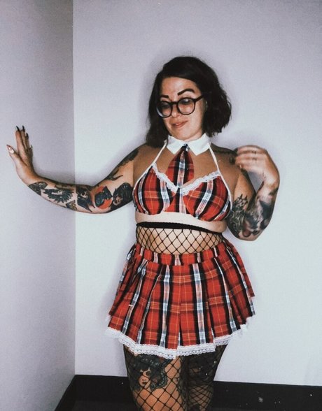 Stepstool Sarah ホットなポルノスター 写真