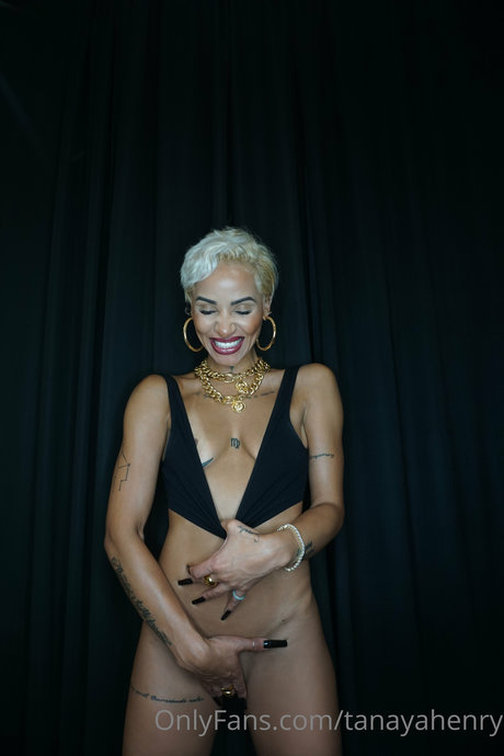 カントリーガールオンリーファン ホットセクシー アーカイブ