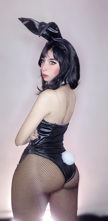 巻き毛のティーンズオンリーファンズ 美しい 写真