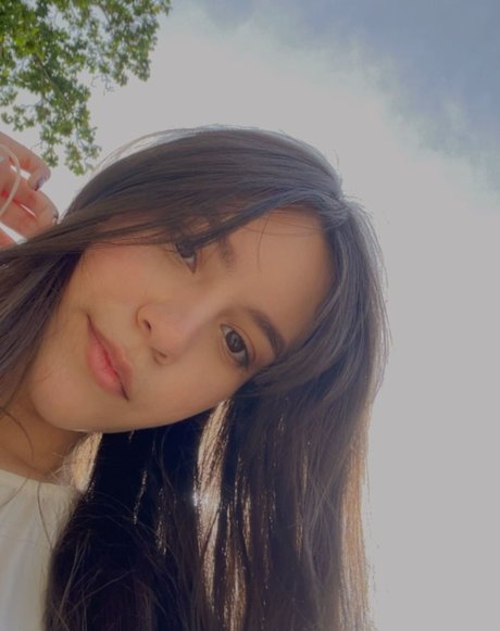 Isabelle Haris 無料のスター ギャラリー